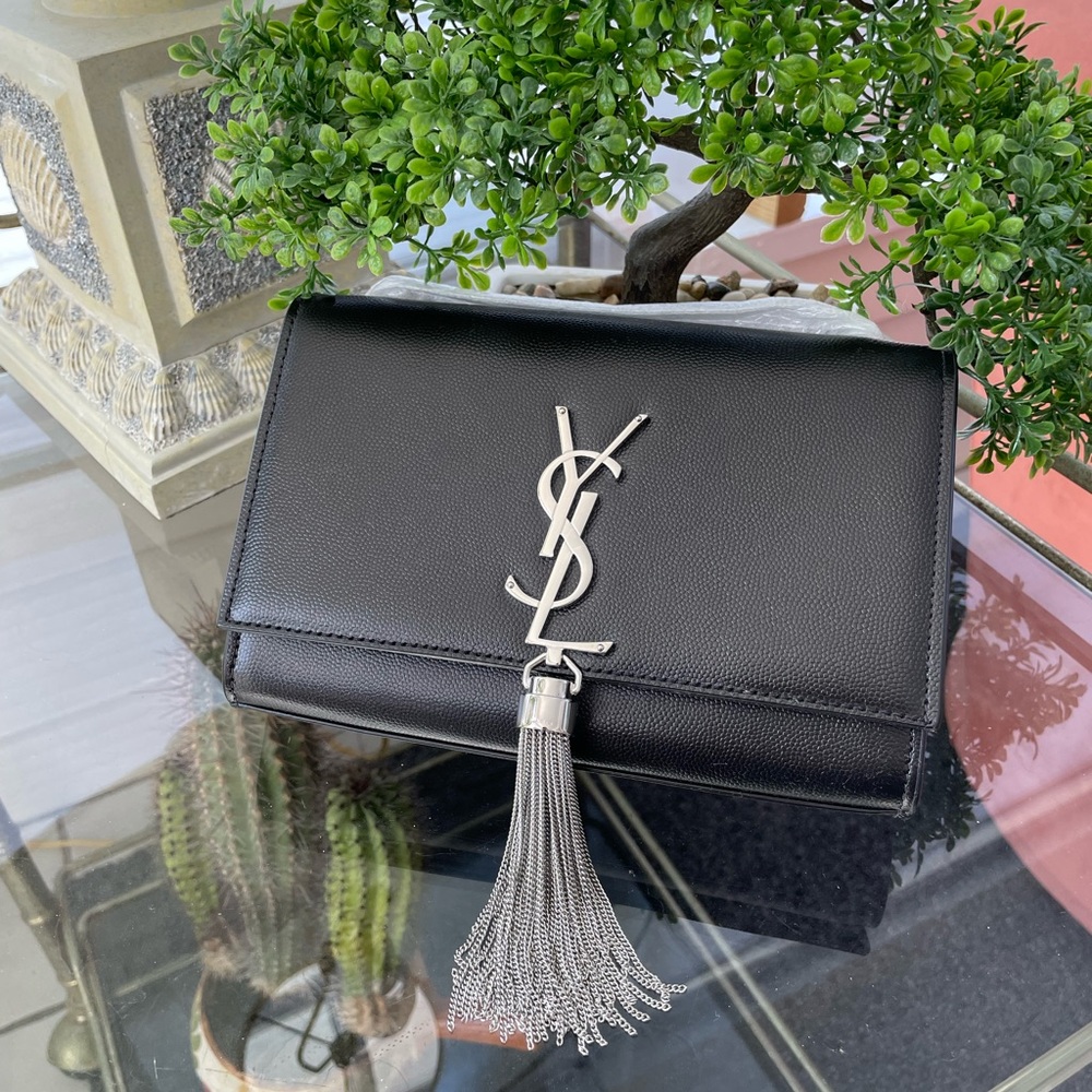 ⭐️SOLD⭐️Saint Laurent Black Kate Silver Hwr Bag with a tassel - Picture 1 of 7